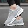 Scarpe eleganti Uomo Sneakers Tenis Masculino Marca Moda Uomo Scarpe Estate Air Mesh Scarpe casual Tennis Trainer Zapatillas Mujer Basket Femme