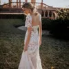 Graciös spets sjöjungfru bröllopsklänningar älskling kort ärm blommor applikationer brudklänning svep tåg civil civil hays