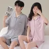 Vêtements de nuit pour hommes Summer Couple Pyjamas Hommes et femmes Modal Coton Soie Modèles Grande Taille Short à manches courtes Ensemble de sous-vêtements pour femmes