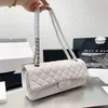 Borsa a mano di design per quattro stagioni Borsa a tracolla semplice ed elegante Borsa da donna a quadri con diamanti di design di lusso