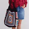 Kvällspåsar färgglada stora axlar för kvinnor Granny Square virkning svart marin aprikos boho handväskor söt vävd handväska sommarstrand