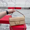 Ny modeläderväska Luxurys axelväskor Designer Chain Purse Brand Crossbody Handbag Lady Letter V Flap Bag Totes Handväskor Multi-färg Klassisk Messenger Bag 1
