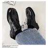 Gai Gai Dress 2024 Comfort Men Split To Flat Microfibric Designer Man 캐주얼 레이스 업 남성 Tabi Man 's Shoes A1 230830