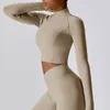 Активные рубашки женщины в короткометражном пальто быстрая сухая фитнес-пиджак