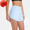 Lulu Shorts Yoga Outfit Ställer in kvinnors sport Hoty Hot Casual Fitness Yoga Leggings Lady Girl Workout Gym Underwear Running With Zipper Pocket på Backkh