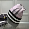 Raya de gorro de diseñador Sombrero de lujo de punto Tendencia Otoño Invierno Lana Esencial para el invierno Elegancia Temperamento versátil Moda casual Regalo cálido