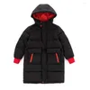 Płaszcz w dół 2023 Zimna zimowa dziecięca ubrania moda dziewczyny świąteczne odzież wierzchnia czerwona czarna kurtka bawełniana długa duża kieszeń