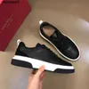 Feragamo Luxury Designer S New Mens Casual Trend Polyday Polydoule Little White Chores Mens Fashion Geothe Teath Board Chaussures Brewable Mens Chaussures 9Z9G IE5Z