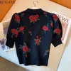 Damenpullover Vintage Black Rose Jacquard Puff Kurzarmpullover Frauen Gestricktes T-Shirt Sommer 2023 Neue Kragen Strickwaren Crop Tops Tees HKD230831