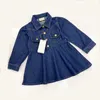 Девушка джинсовая юбка детская одежда детская дизайнерская платья роскошные карманные пуговицы эластичная осень зима весна