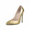 Chaussures habillées 2023 Paillettes Super High Talon Coloré Pompes Rivet Gold Professional Europe et Amérique 34-45 pointues femmes