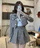 Duas peças vestido temperamento combinando conjuntos retro o tweed xadrez jaqueta curta manga comprida cardigan slim top mini houndstooth saia plissada chique 230830