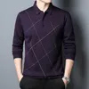 남자 폴로 스프링과 가을 남성용 격자 무늬 티셔츠 얇은 섹션 느슨한 캐주얼 남성용 라펠 티셔츠 바닥 셔츠 230830