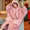 Vêtements de nuit pour femmes Automne Hiver À Capuchon Dessin Animé Corail Velours Femmes Robe Épaisse Flanelle Peignoir Loungewear Lâche Casual Vêtements De Maison Negligee