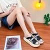 Slippers Echt lederen pantoffels voor dames Dikke sneakers Platform Wedge Ademende pantoffels Comfortabele holle zomer Casual Vakantie S 230830