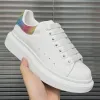 2023 designer sneakers överdimensionerade casual skor svart läder lyxiga sammet mocka kvinnors espadrilles tränare mens kvinnor lägenheter spetsar upp plattformen med låda