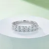 Pierścienie klastra BoeyCjr 925 Silver Oval Cut 3x4mm 2.1ct Total D Color Moissanite VVS1 Połowa Eternity Passing Band Wedding dla kobiet