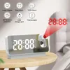 Armbandsur 180 ° Rotation LED Digital Projection Alarm Clock USB Electronic Tak Projector för sovrummet Bedside Desktop