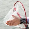 釣りのアクセサリー938mmアンチフックソフトシリコーン釣り手網ネットテロスコピックアルミニウム合金ロッド海岸釣り着陸ネット屋外スポーツアクセサリー230831