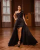 Vestidos de fiesta Negro Un hombro Corto Shath Prom con tren largo Noche formal Crecida Rode De Morrie