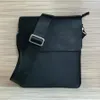 New Men Crossbody Counter Bag Styles أحجام مختلفة حقيبة يد مصممة مصممين حقائب Pochette Pochette متعددة جيوب 523599 أزياء Messenger Bag Bag Sale Hot