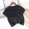 인기있는 스타일 아기 어린이 의류 티셔츠 블랙 코트 클래식 키즈 탑