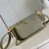 Sac fourre-tout vert herbe Sac de créateur Sac porte-cartes Sac à chaîne tissé pour femme Sac à main en peau entière de qualité miroir Sac de magasin à plusieurs poches Porte-monnaie Matériel de luxe