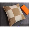 Letter Designer Pillow Bedding Home Room Decor Pillowcase Couch Chair Sofa Orange Car Thick Cashmere Cushion Mtisize Men Women Casual Dhb1L