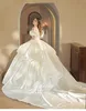 Romantischer Ballkleid gekräuselte Organza Schatz Ausschnitt Asymmetrische Taille Hochzeitskleider bereit, Satin Prinzessin Long Brautkleid 403 zu versenden