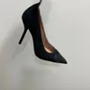 Elbise ayakkabıları Avrupa ve Amerikan tarzı metal demir kafalı yüksek topuklu sandaletler sivri çiçek nakış ipliği dantel örgü gece kulübü ziyafet düğün partisi 35-41