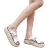 Pantofole Pantofole in vera pelle per le donne Scarpe da ginnastica robuste con zeppa Pantofole traspiranti Comode vacanze estive vuote S 230830