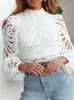 Dames T-shirts Dames Y2k Kanten blouses met lange mouwen Tops Wit Casual gehaakt uitgehold Slim Fit Coltrui Stijlvolle vrouwelijke trui 2023