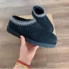 Stivali UGGit Stivali Tasmanes Castagna Designer Pelliccia Pelle di pecora Tazz per le donne Australia Ultra Mini Platform Uggit Slide Scarponi da neve Pantofole invernali Disquette all'aperto