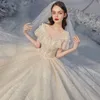 Prinzessin glänzendes Kleid Brautkleider zum Verkauf 2023 Spitze Sheer Rundhalsausschnitt Maßgeschneiderter Vintage-Stil Günstige bescheidene Frauen-Brautballkleider Bling-Brautkleider mit Spitzenapplikation