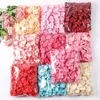 Kwiaty dekoracyjne 1000pcs kolorowe sztuczne płatki romantyczne walentynki ślubne dekoracja kwiatów