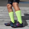 Sports Socks Men Kvinnor som cyklar med premiumtyger för den ultimata ridupplevelsen passar 3745 Många färger 230830