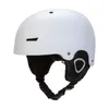 スノーボードのためのサイクリングヘルメットアダルトスキー屋内屋外雪のヘルメット通気性と暖かいヘッド保護用具男性女性230830
