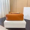 Toppkvalitetsdesigner Solid Color Clutch Totes Hobo Purses Wallet Women's Fashion Original Box Shoulders Väskor Handväskor Underarmpaket Kors Kroppsväskor