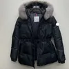 Designer Fashion Luxury Brand Women's Down Jacket broderad Badgewinter Coat Twill Long Fur Collar Kvinnor