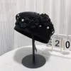 베레트 우아한 디자인 3D 꽃잎 꽃 가을 베레트 모자 검은 요정 겨울 두께 야외 여행 파티 파티터