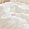 Decken Baumwolle Musselin Quilt Für Jungen Mädchen Baby Tröster Winter Geboren Quilts Decke Bär Tiger Stickerei Schlafen Abdeckung