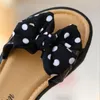 Pantofel Kruleepo Dziewczyny Dziewczyny Dzieci Kappy Buty Maluch Schuhe Schuhe Bowtie Mixed Color Pvc Antiskid Party Sandals