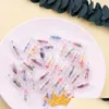 Charms 20pcs komik güzel mini renkli adam kabarık dolgu geometrik sallangılar diy küpe aksesuarları DekorasyonCarmscharms dr dhy9x