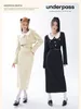 Grundläggande casual klänningar underpassar originaldesign Rich Thousand Goldwind Doll förde tre uppsättningar koreanska stängde midjan på dräktens kjolklänning 230831