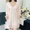 Vêtements de nuit pour femmes Rose Femme Twinset Robe Ensemble Sexy Mbroidery Dentelle Kimono Peignoir Chemise de Nuit Printemps Été Casual Soie Satin Robe de Maison