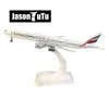 Vliegtuigen Model JASON TUTU 20cm Verenigde Arabische Emiraten Boeing 777 Vliegtuig Model Vliegtuig Modelvliegtuigen Diecast Metaal 1/300 Schaal Vliegtuigen Drop shippi 230830