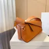 Luxe designer dames Luxe handtassen Schoudertassen Crossbodytassen Clutch Bags Geometrische lijnen Onderarmpakket Klassiek rundleer