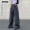 Wiosna HARAJUKU MENS VINTAGE Big Pocket Cargo Dżinsy Mężczyźni Y2K Loose Denim Spods Hip Hop Streetwear Proste szerokie spodnie LST230831