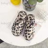 Slippers New Couple Slippers Non slip Plush Cotton Slippers Men's Home Warm Leopard Print Slippers Women babiq05