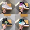 Med Box Designer Run Away Casual Shoes Men Kvinnor Mens Triainers High Top Sneakers